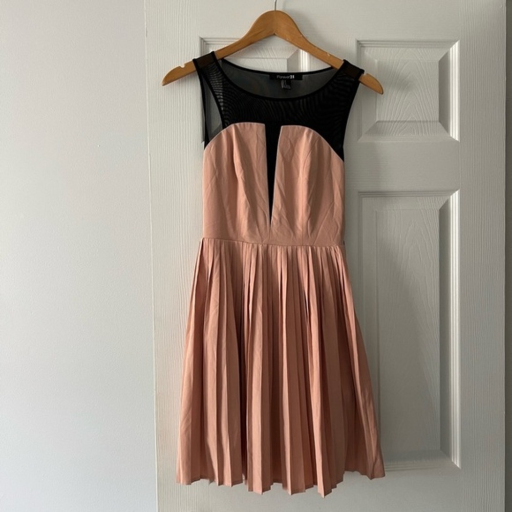 Pink  Mesh Sweetheart Dress
